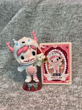Polar Joyful Honks figure | Celebrating the Moment POP MART 15th Anniversary